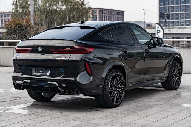 BMW X6 M