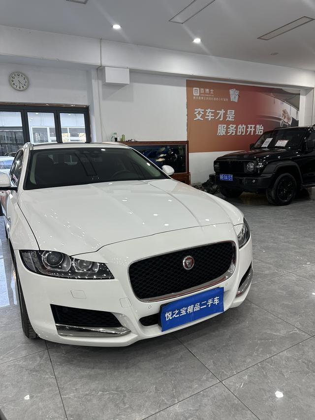 Jaguar XF