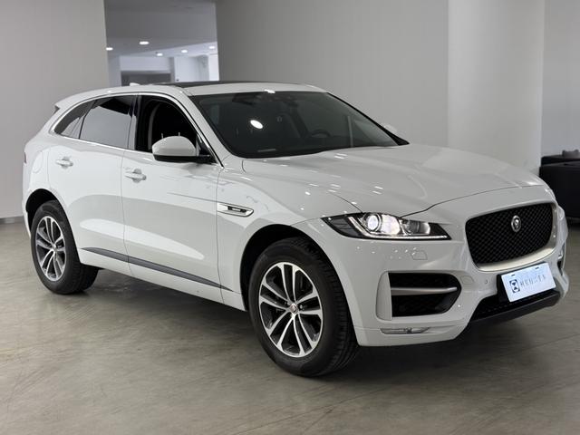 Jaguar F-PACE