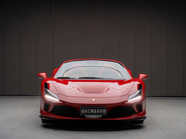 Ferrari F8