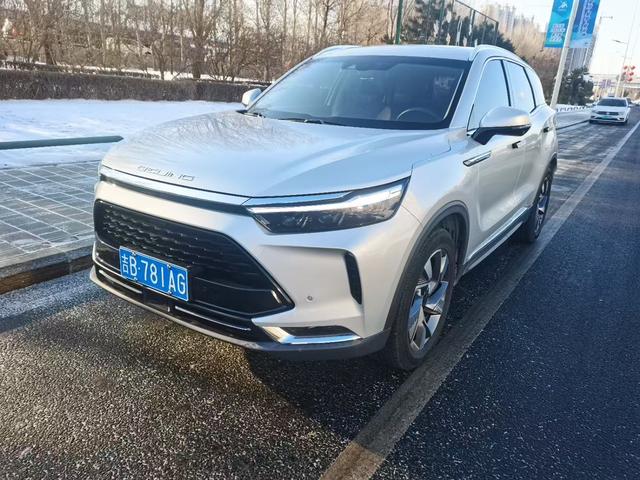 BAIC Beijing X7