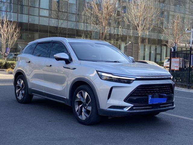 BAIC Beijing X7