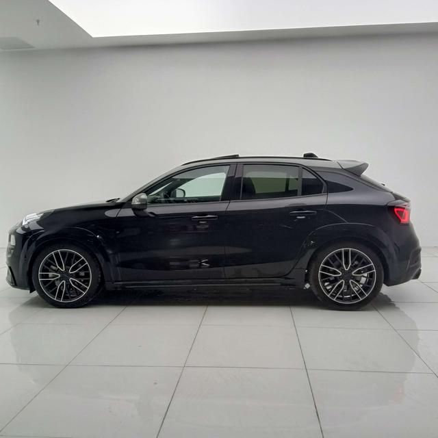 Lynk & Co 02 Hatchback