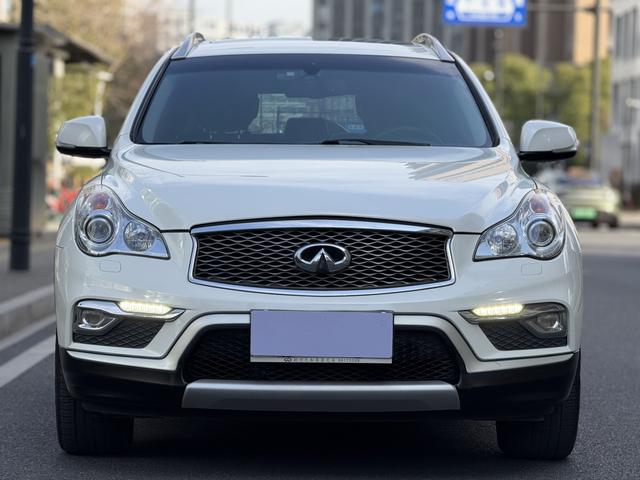 Infiniti QX50