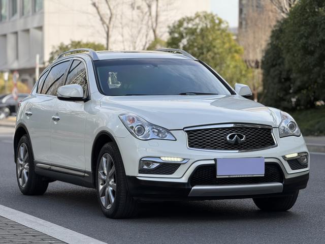 Infiniti QX50