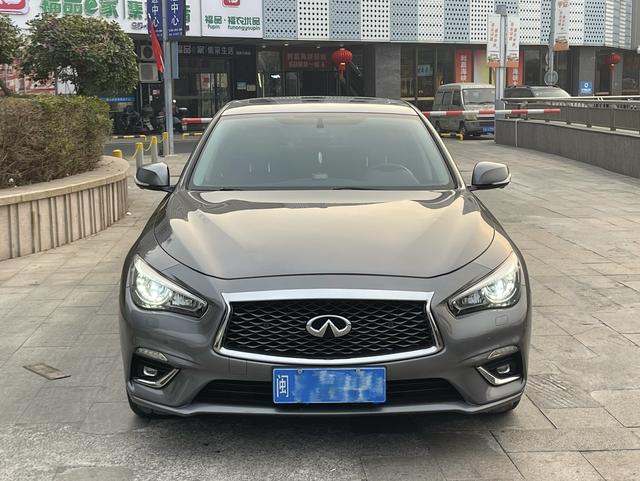 Infiniti Q50L