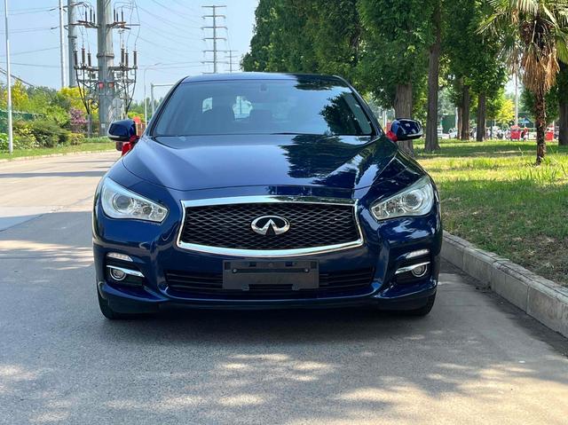 Infiniti Q50L