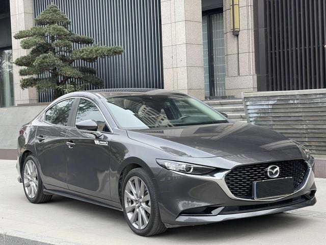 Mazda 3 Angkesela