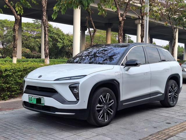 NIO ES6