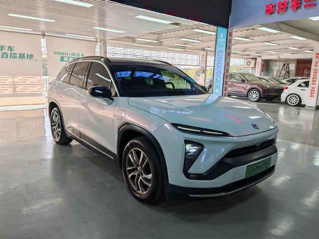 NIO ES6