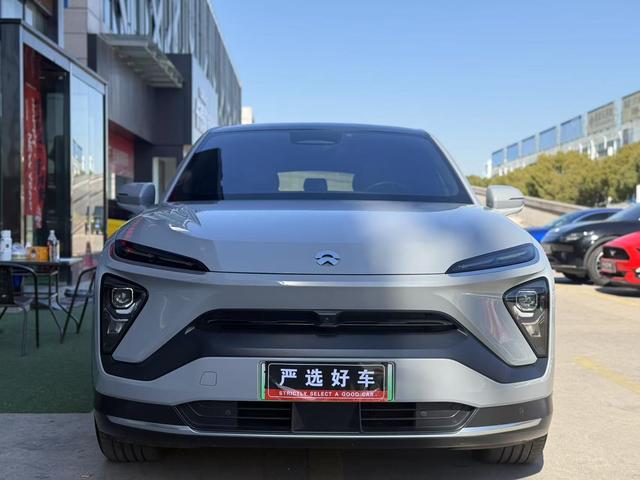 NIO EC6