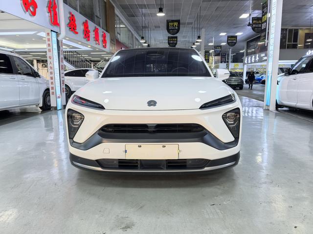 NIO EC6