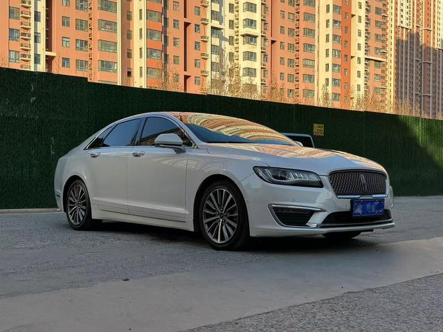 Lincoln MKZ