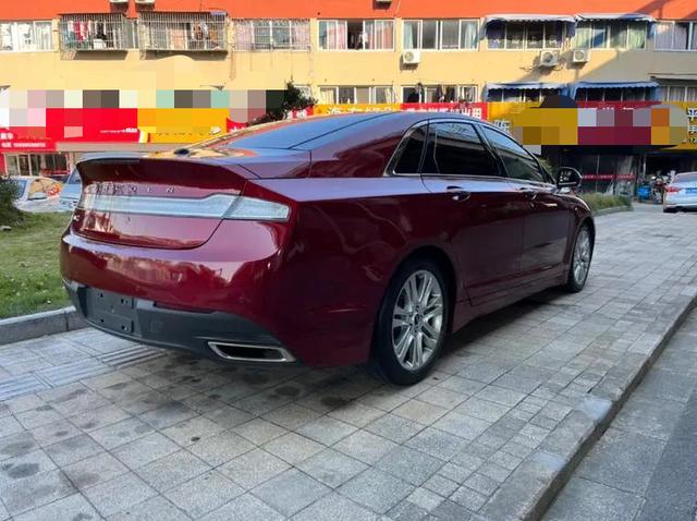 Lincoln MKZ