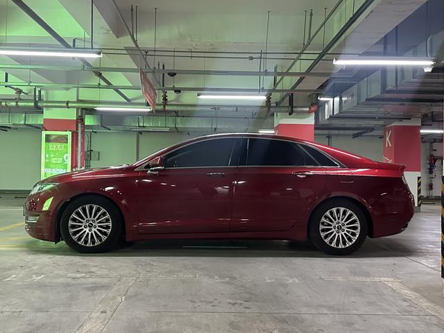 Lincoln MKZ