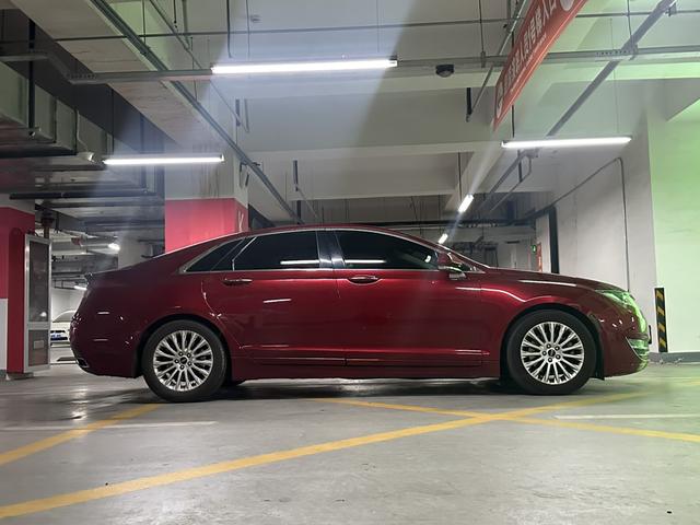 Lincoln MKZ