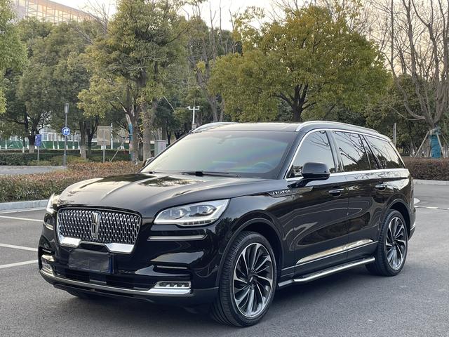 Lincoln Aviator