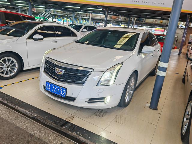 Cadillac XTS