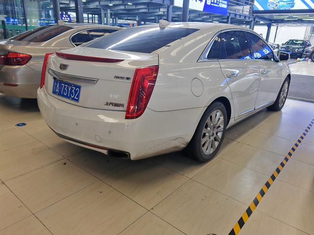 Cadillac XTS