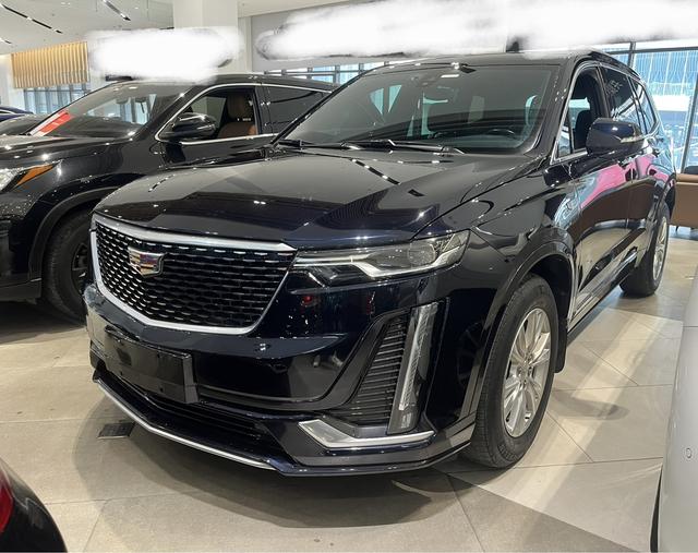 Cadillac XT6