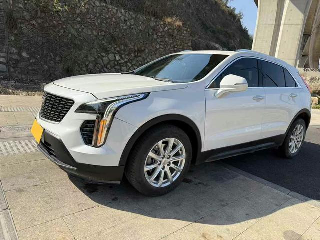 Cadillac XT4