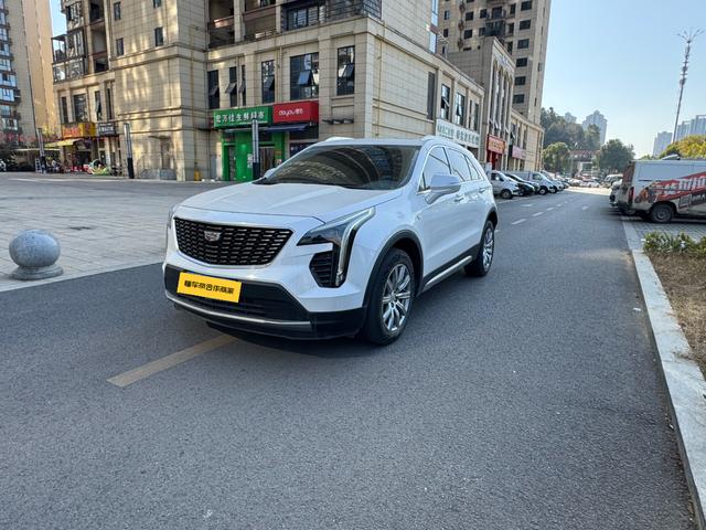 Cadillac XT4