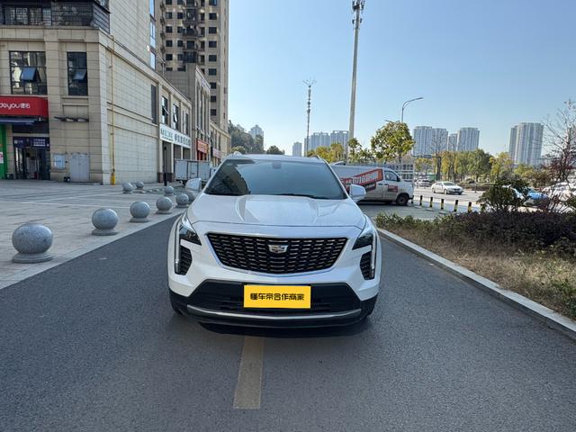 Cadillac XT4