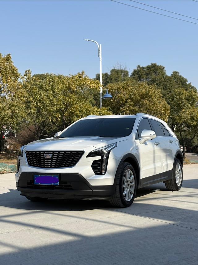 Cadillac XT4