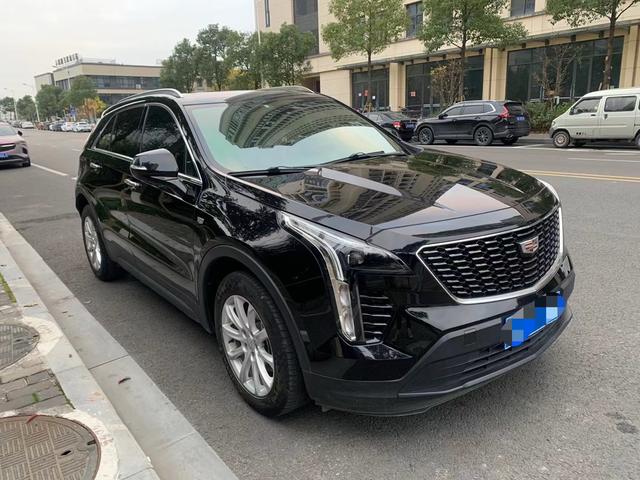 Cadillac XT4