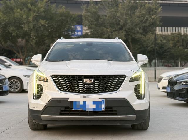 Cadillac XT4