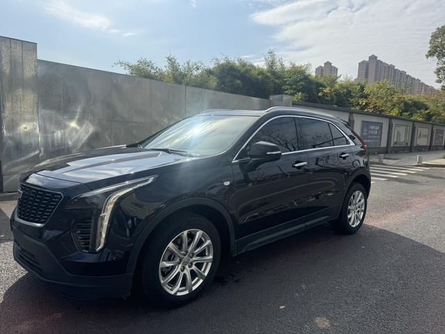 Cadillac XT4