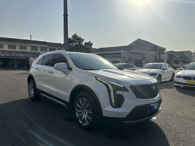 Cadillac XT4