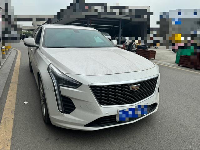 Cadillac CT6