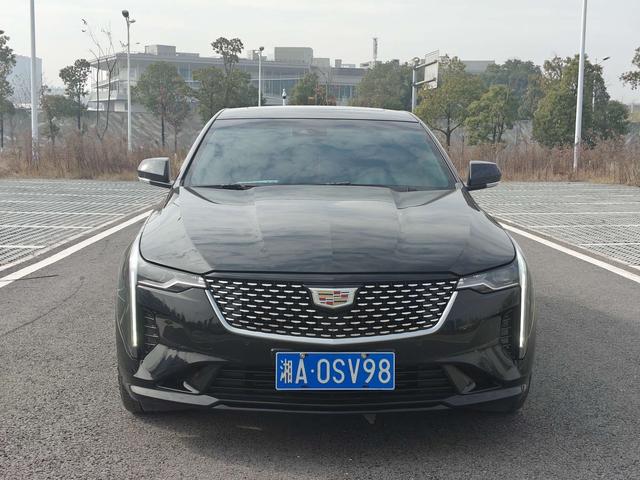 Cadillac CT4