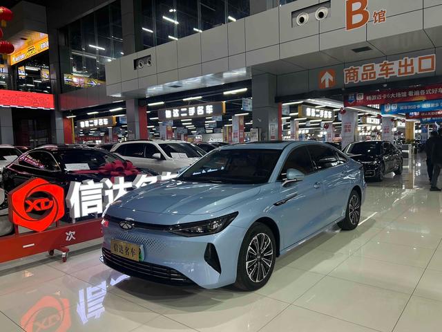 Chery Fengyun A8