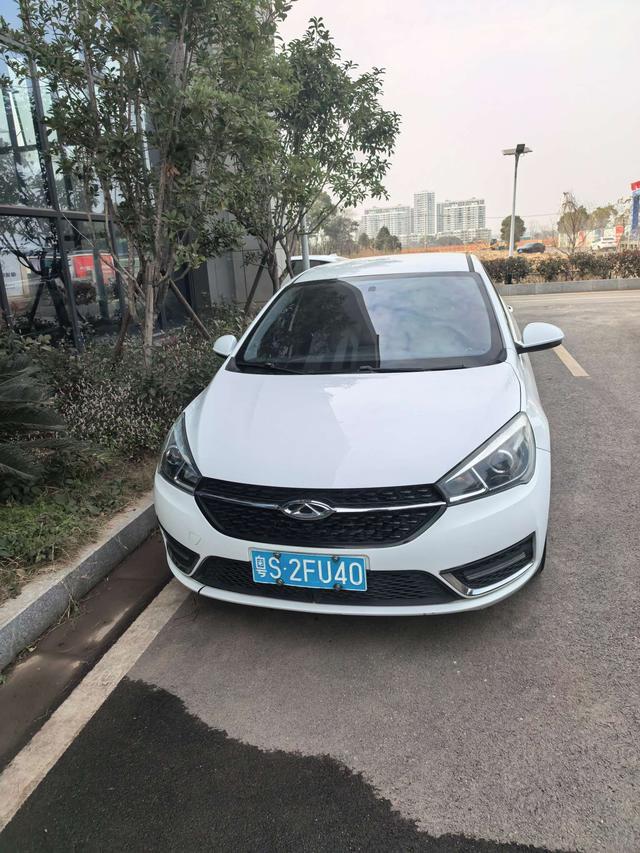 Chery Arrizo 5