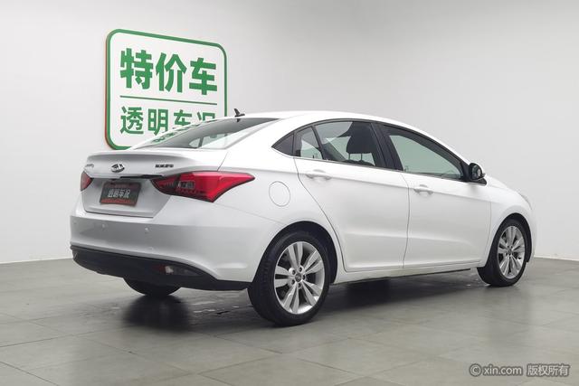 Chery Arrizo 5