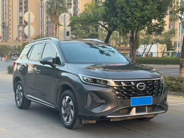 GAC Trumpchi GS4