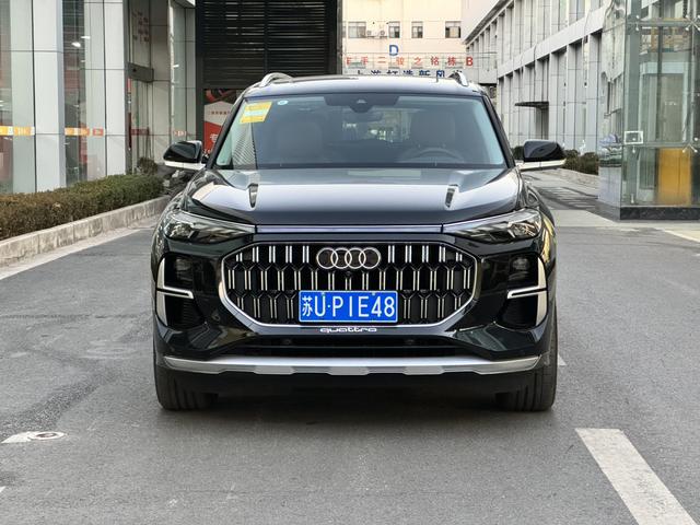 Audi Q6