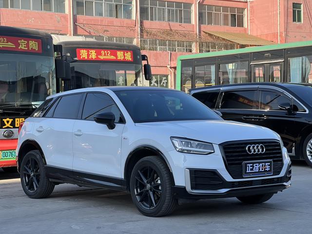 Audi Q2L