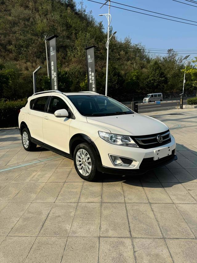 Dongfeng Fengshen AX3