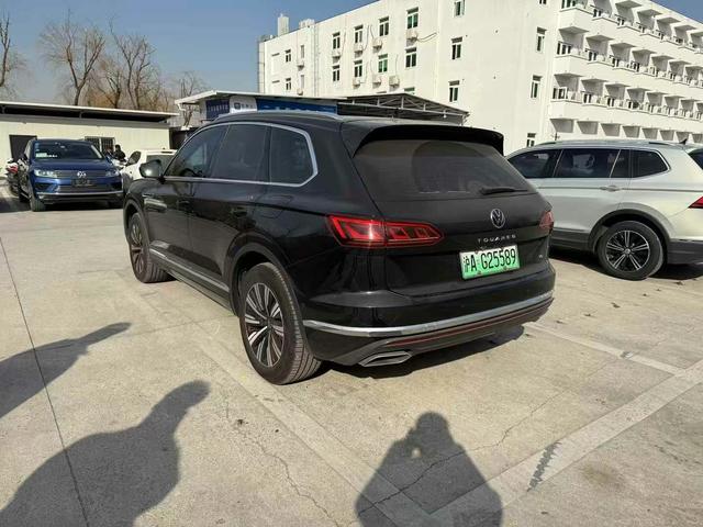 Volkswagen Touareg PHEV