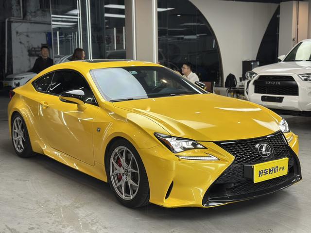 Lexus RC