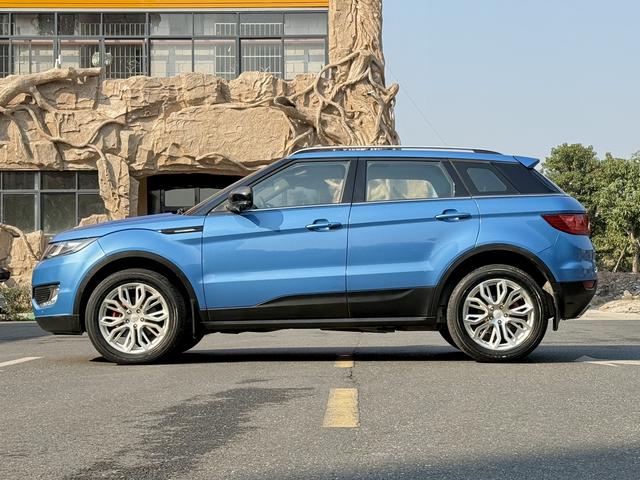 Lu Feng Landwind X7