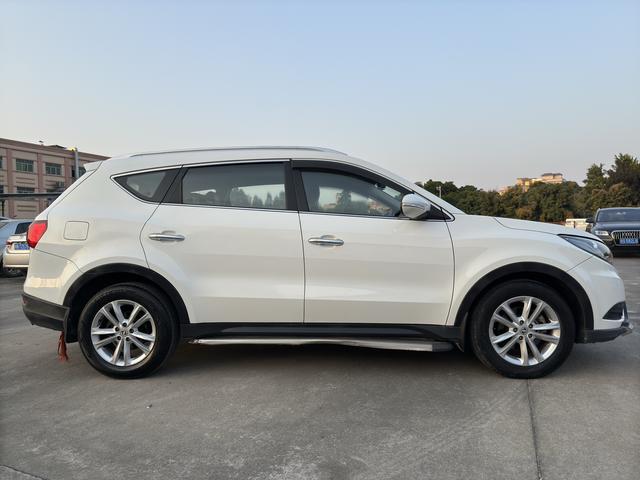 Dongfeng Fengon 580