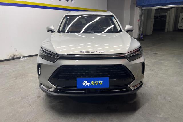 BAIC Beijing X7