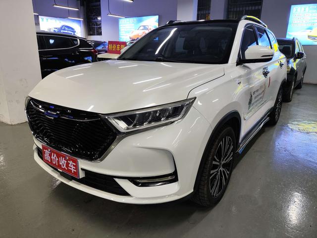 Oshan Changan Auchan X7