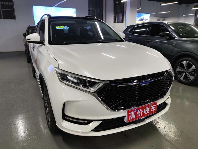 Oshan Changan Auchan X7