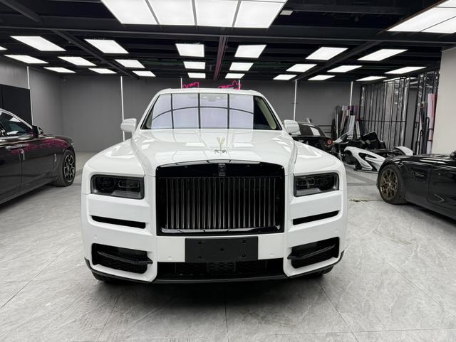 Rolls Royce Cullinan