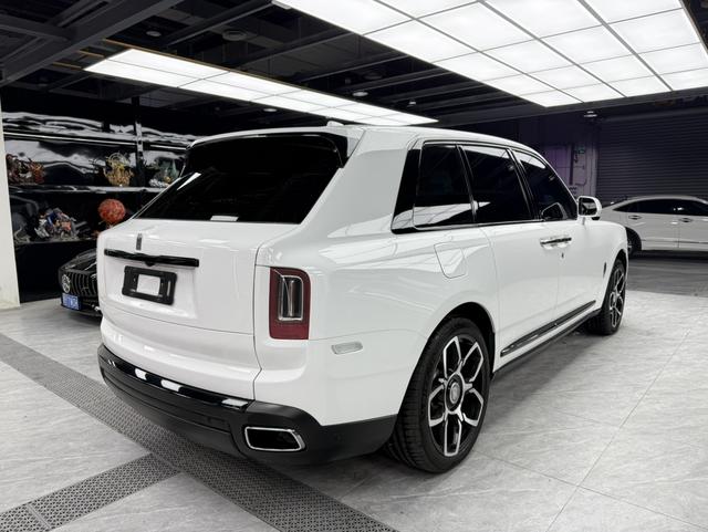 Rolls Royce Cullinan